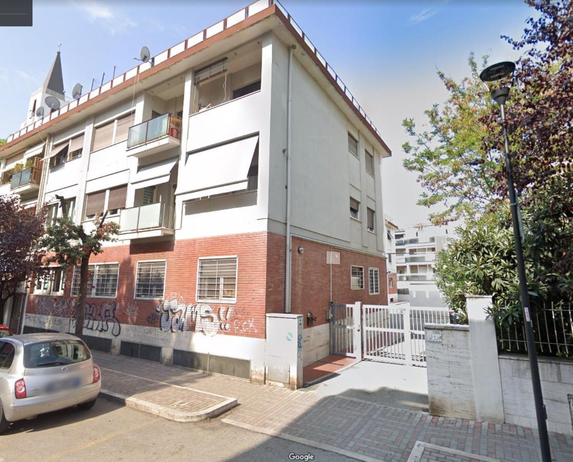 Casa Priscilla Apartment Pescara Exterior foto
